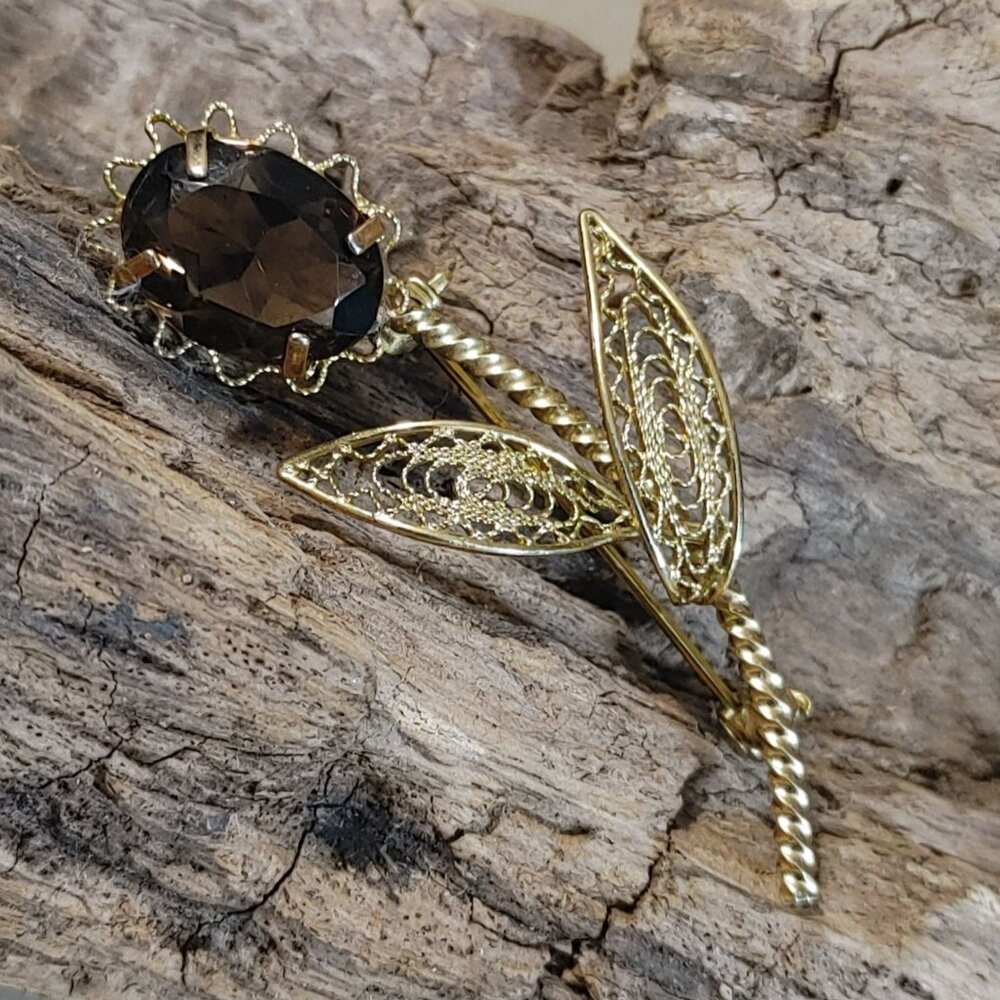 Smokey Quartz Floral Brooch Gilt Filigree Leaf Design Vintage Natural Gemstone